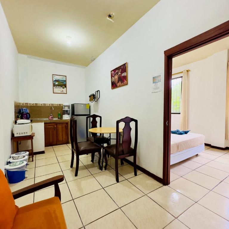 Tintorera Guest House - Habitación Triple - 5