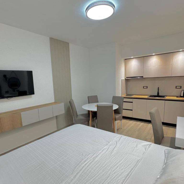 Apartments Lj - Apartman - Prizemlje - 1