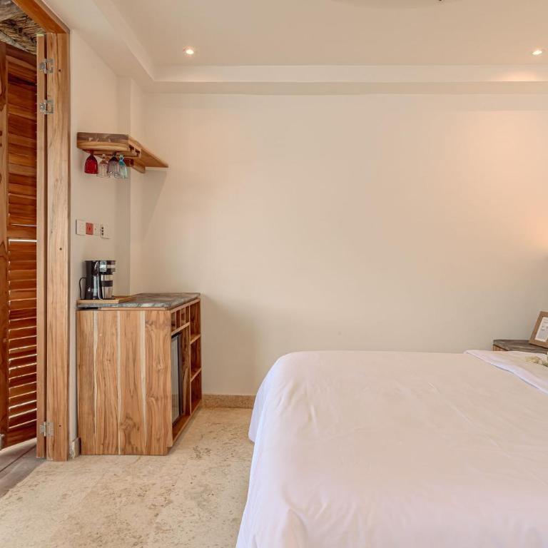Islawa Soy Local - Isla Privada - Suite Junior con balcón - 6