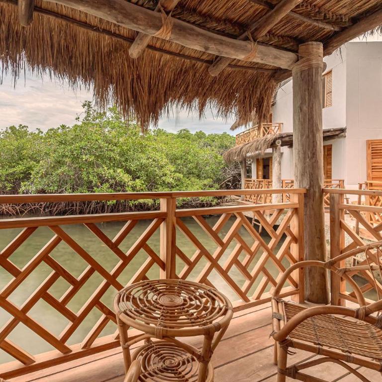 Islawa Soy Local - Isla Privada - Suite Junior con balcón - 3