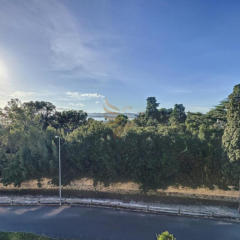 Apart 4 p, sea view, terraces, swimming pool, A/C - One-Bedroom Apartment with Sea View - 28