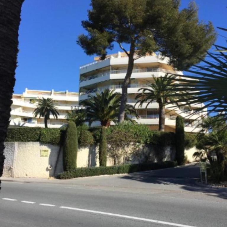 Apart 4 p, sea view, terraces, swimming pool, A/C - One-Bedroom Apartment with Sea View - 29