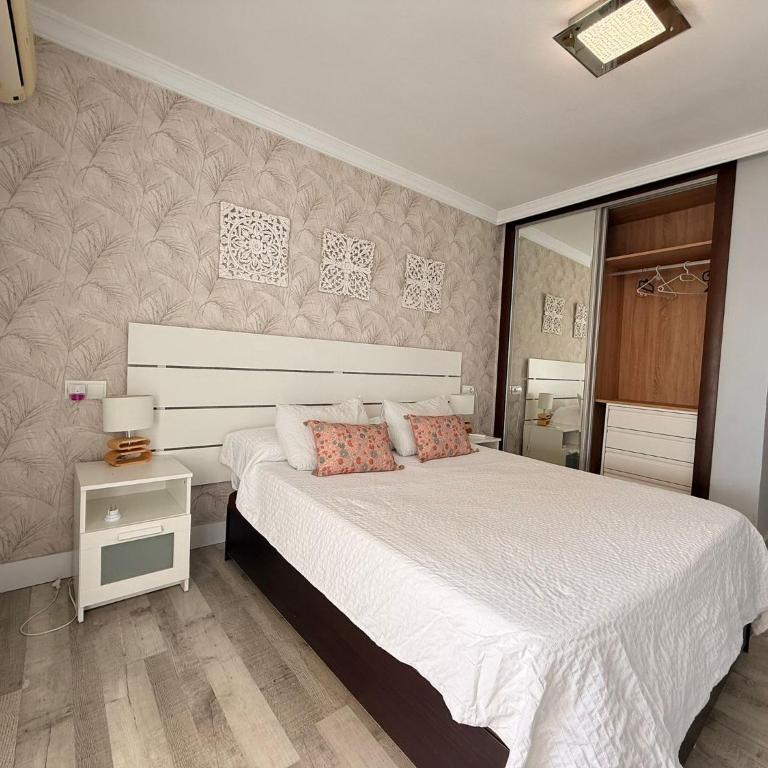 APARTAMENTO CON VISTAS AL MAR - Apartamento de 2 dormitorios - 40