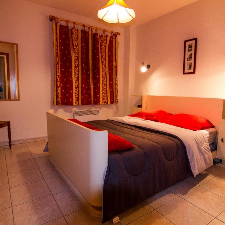 Les Ribambelles - One-Bedroom Chalet - 3