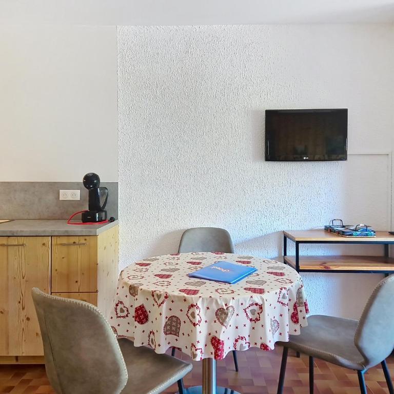 Champs Fleuris CFS7 COSY & VIEW 3 Pers - Studio - 4
