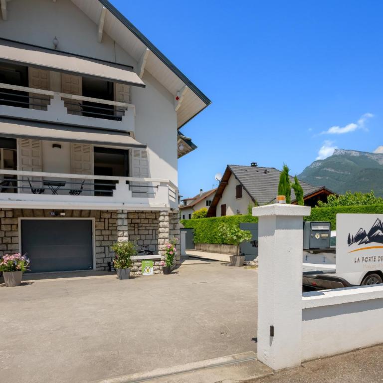 Gîte La Porte des Alpes - Appartement 2 Chambres - 44