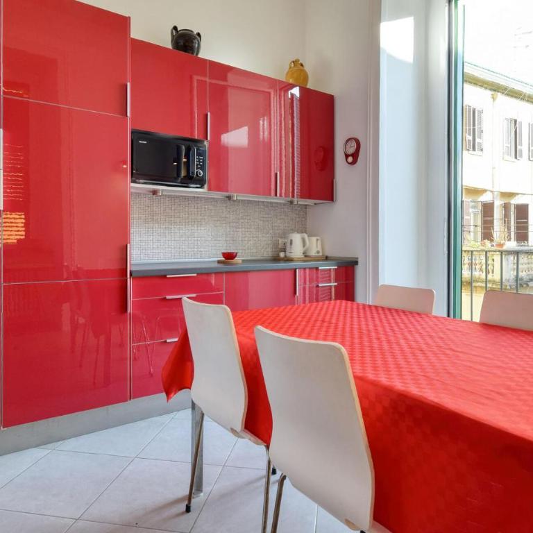 2 Bedroom Cozy Apartment In Napoli - Appartamento con 2 Camere da Letto - 10