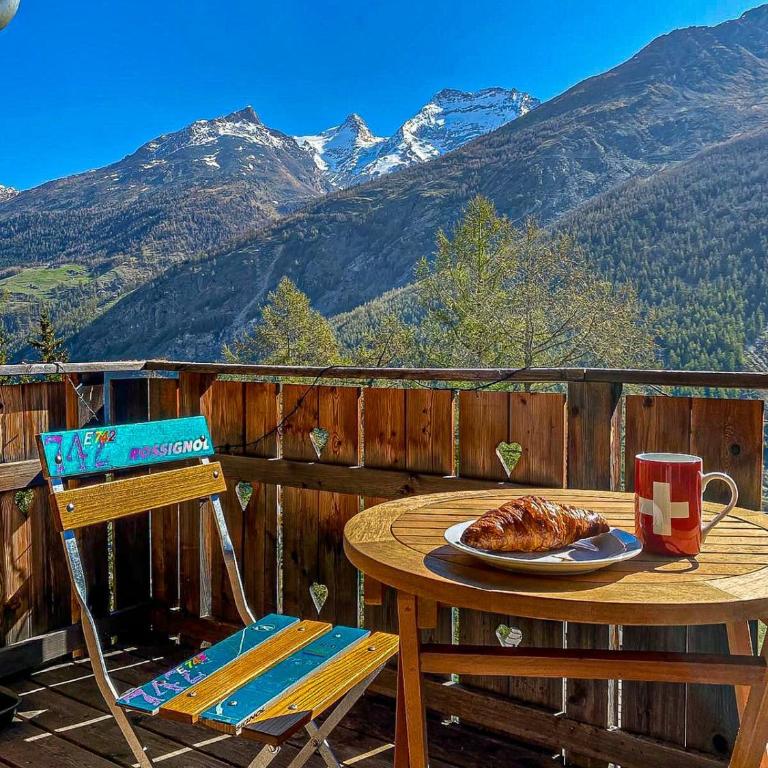 CHALET MOUTON a 4-Bedroom Alpine Chic Escape in Saas-Fee - Chalet - 24