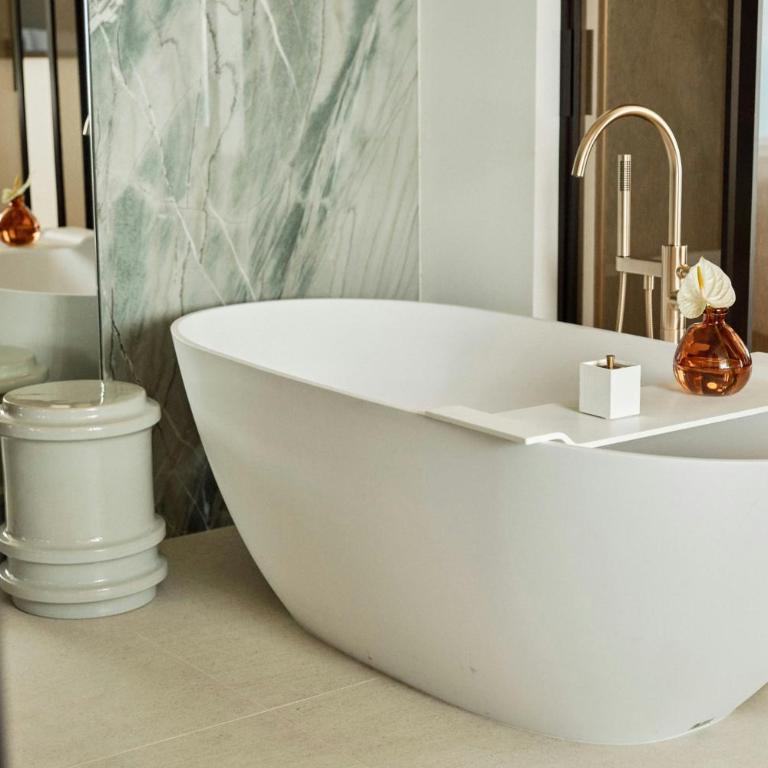 Hotel Arts Barcelona - Horizon One-Bedroom King Suite with Sea Front - 6