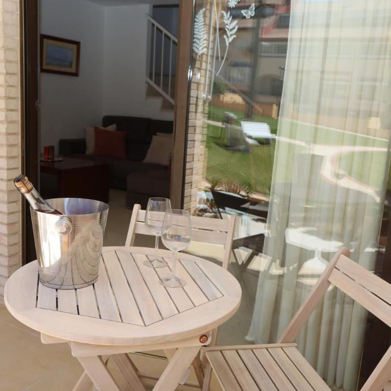 Primera línea en Muchavista bungalow con piscina y terraza By Turihome - Apartment - 52