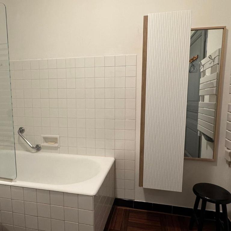 Studio cosy avec balcon et piscine à Aix-les-Bains - FR-1-555-115 - Studio - 8