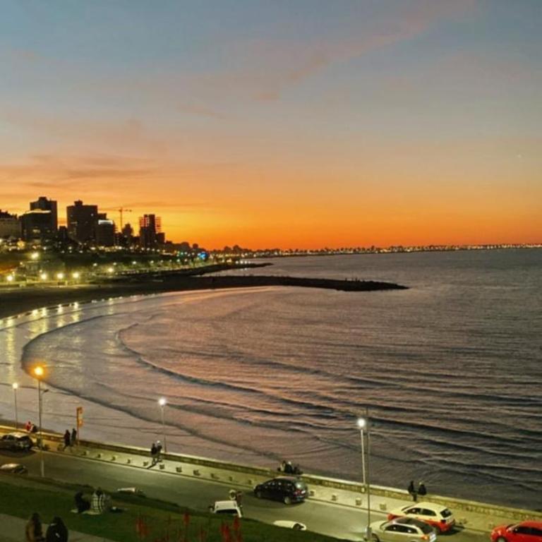 EDIFICIO FRENTE AL MAR! FG departamentos, Av Patricio Peralta Ramos 4283 piso 2 i - One-Bedroom Apartment - 13