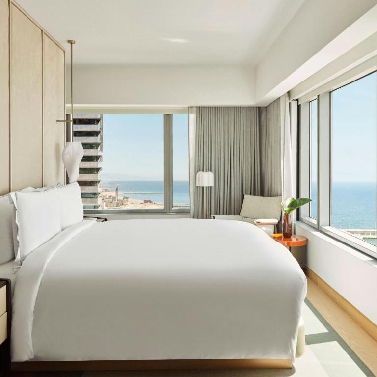Hotel Arts Barcelona - Horizon One-Bedroom King Suite with Sea Front - 5