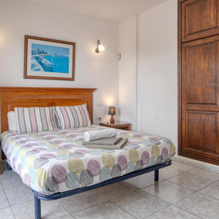 Casa El Paraiso - Private Pool, Jacuzzi, Air-con and BBQ By Lanzarote Vacation Homes - Casa de 4 dormitorios - 13