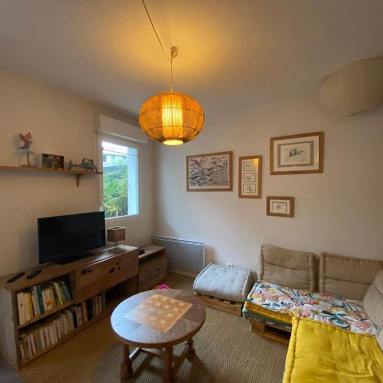 Maison à deux pas de la plage avec jardin et parking - FR-1-413-86 - Maison de Vacances (6 Adultes) - 3