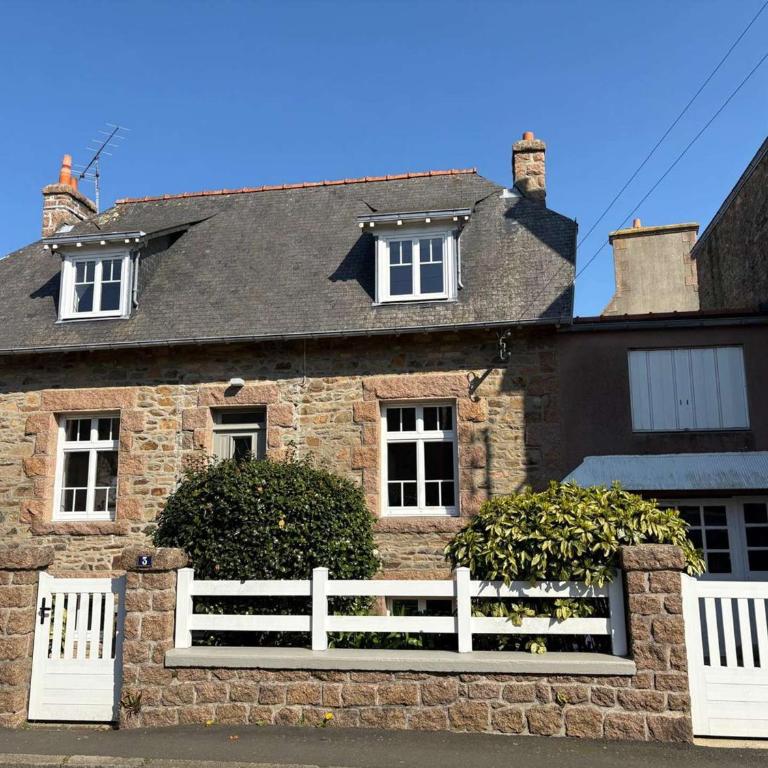 Maison de charme au cœur de Perros-Guirec, proche plage pour 4 personnes - FR-1-542-69 - Ferienhaus - 1