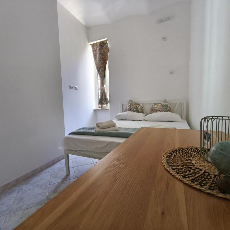 the italians house in Roma San Lorenzo - Appartamento con 2 Camere da Letto - 5