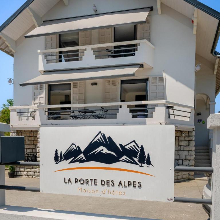 Gîte La Porte des Alpes - Appartement 2 Chambres - 12