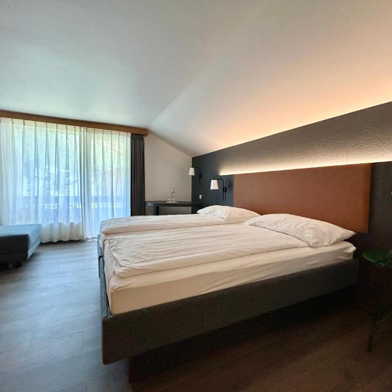 Hotel Alpin Superior - Comfort Doppelzimmer mit Balkon und Bergblick - 9