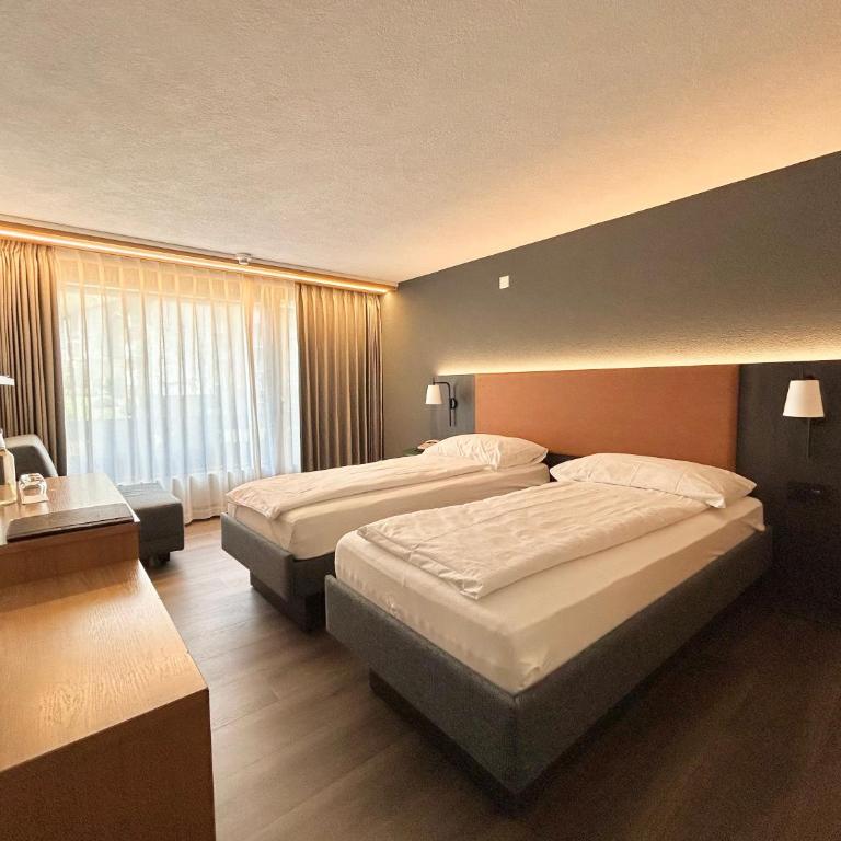 Hotel Alpin Superior - Comfort Doppelzimmer mit Balkon und Bergblick - 1