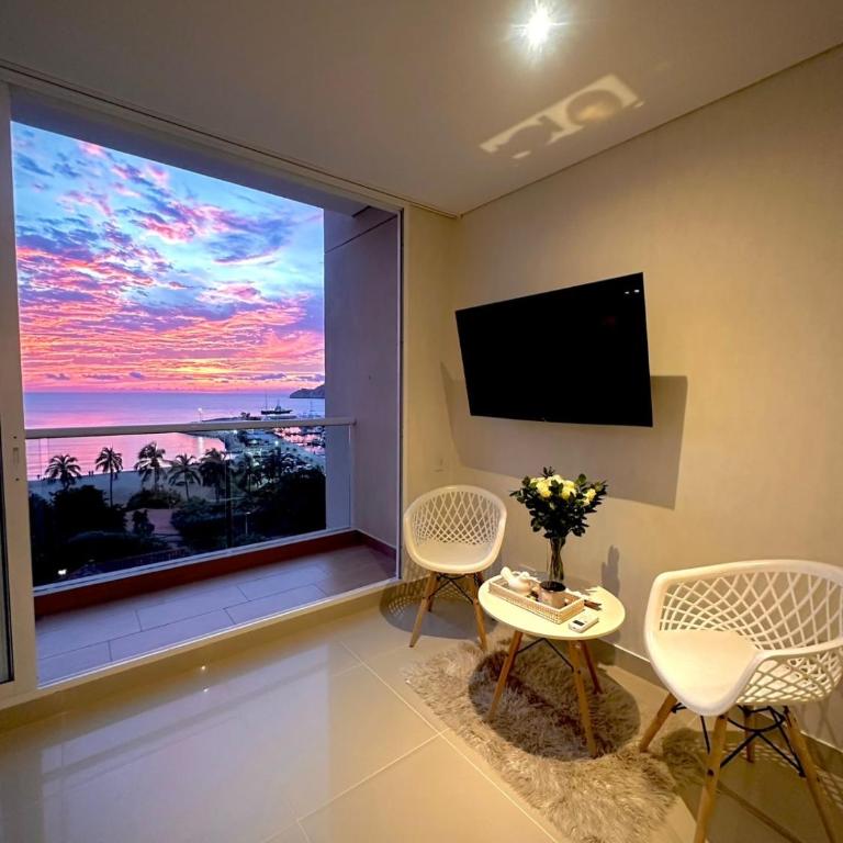 Studio with Marina View - One-Bedroom Apartment - 19