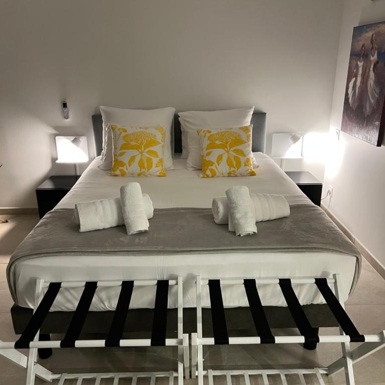 New Large Studio - Monaco Border - Sea View - Lift - Parking included - Deluxe Double Room with Balcony and Sea View - 5