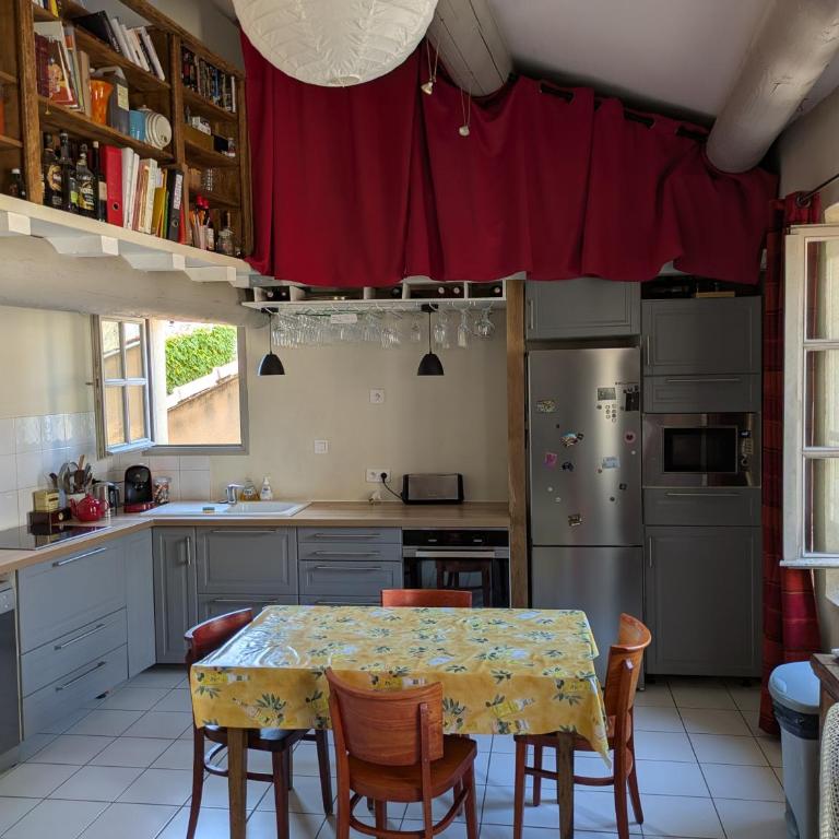 Appart 75 m2 Intramuros sur cour - Appartamento con 3 Camere da Letto - 1