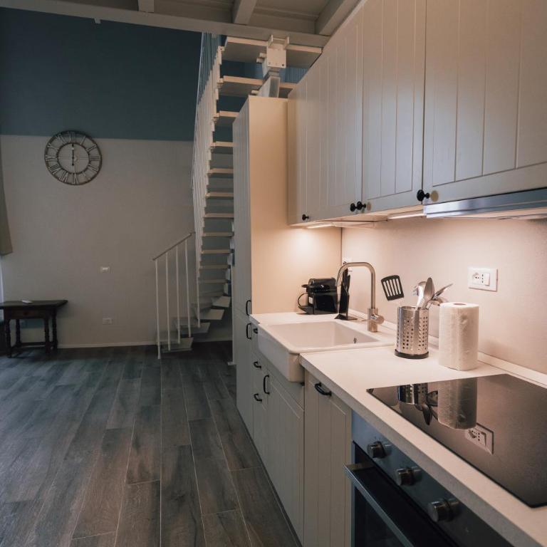 Palazzo magnale - Appartamento con 3 Camere da Letto - 40