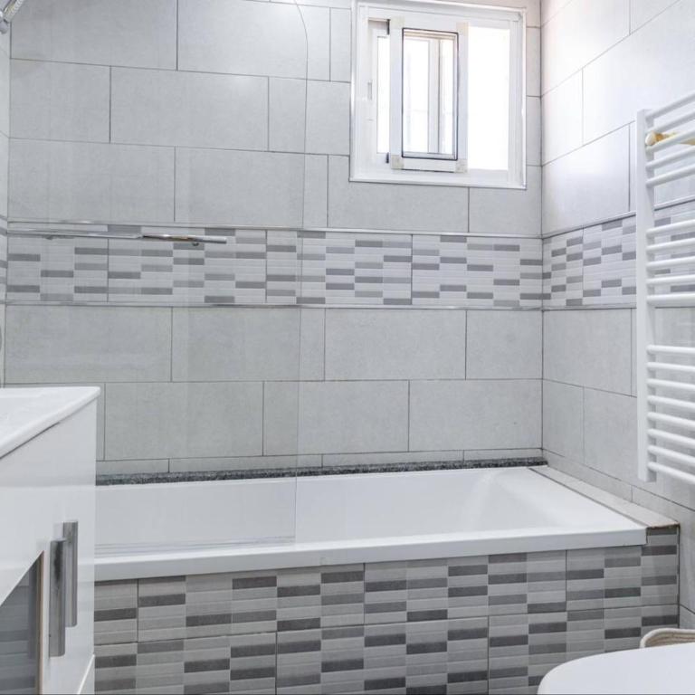 2 Bedroom Apartment, Torrenueva, La Cala de Mijas - Two-Bedroom Apartment - 2