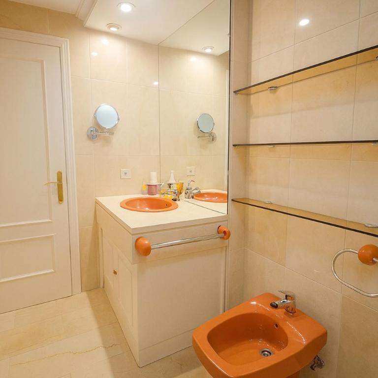 Carlota Apartment- Frontline Beach - Apartamento de 3 dormitorios y vistas al mar - 40