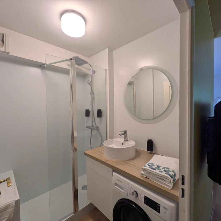 Studios TOUT INCLUS - Calme avec proximité du Centre Ville - Appartamento con 1 Camera da Letto - 3