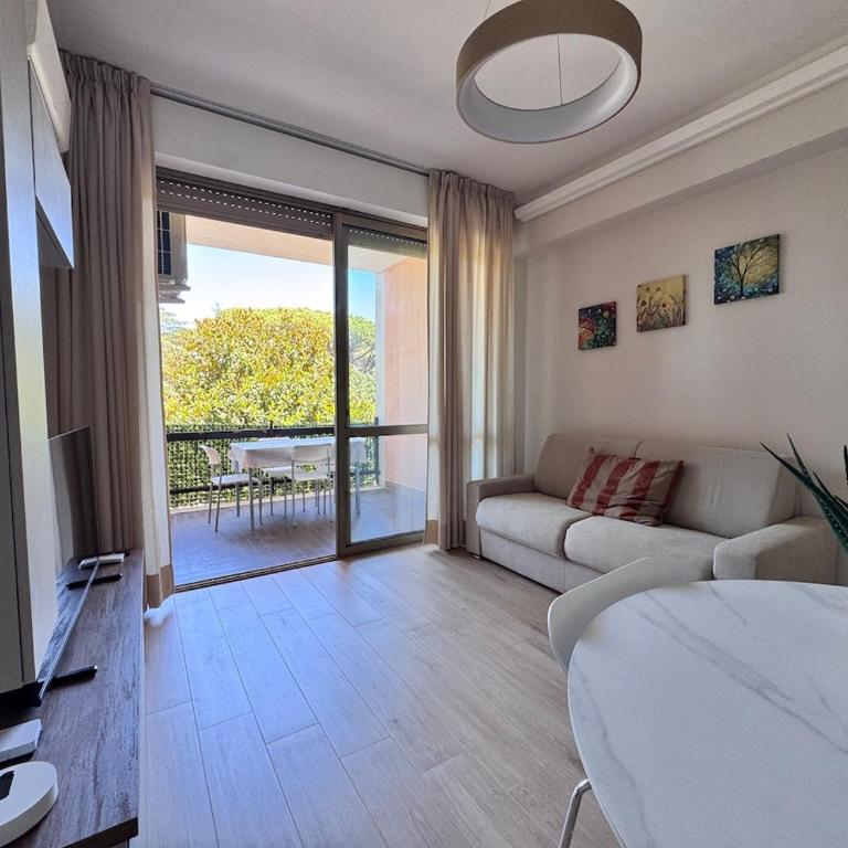 Luxury Apartment Metro Cornelia - Appartamento Superior con 1 Camera da Letto e Balcone - 1