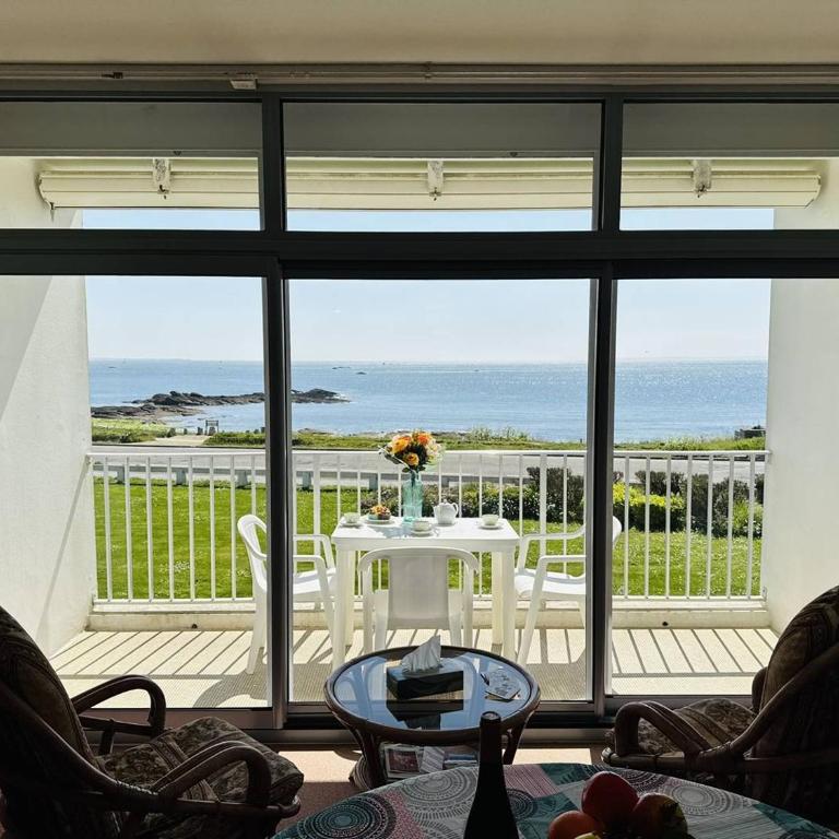 Studio 3pers vue mer, 1min à pied plage, wifi, parking - Studio Apartment with Sea View - 3