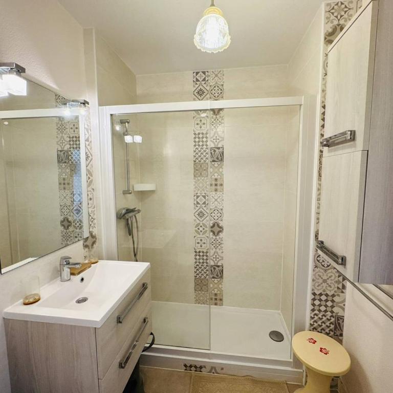 Studio 3pers vue mer, 1min à pied plage, wifi, parking - Studio Apartment with Sea View - 19
