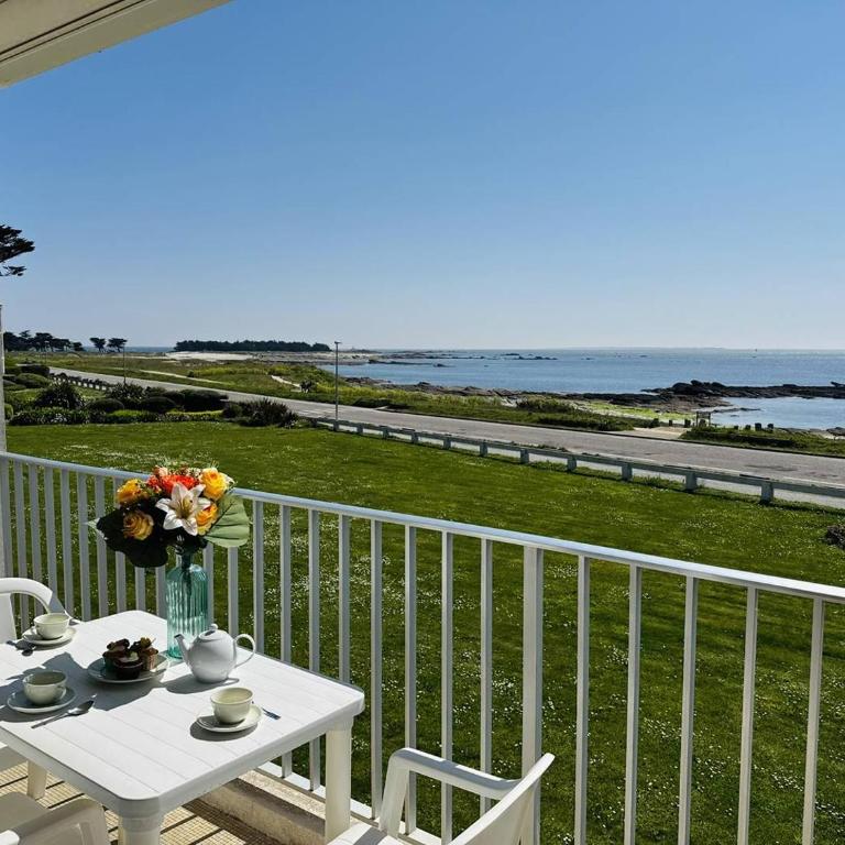 Studio 3pers vue mer, 1min à pied plage, wifi, parking - Studio Apartment with Sea View - 23