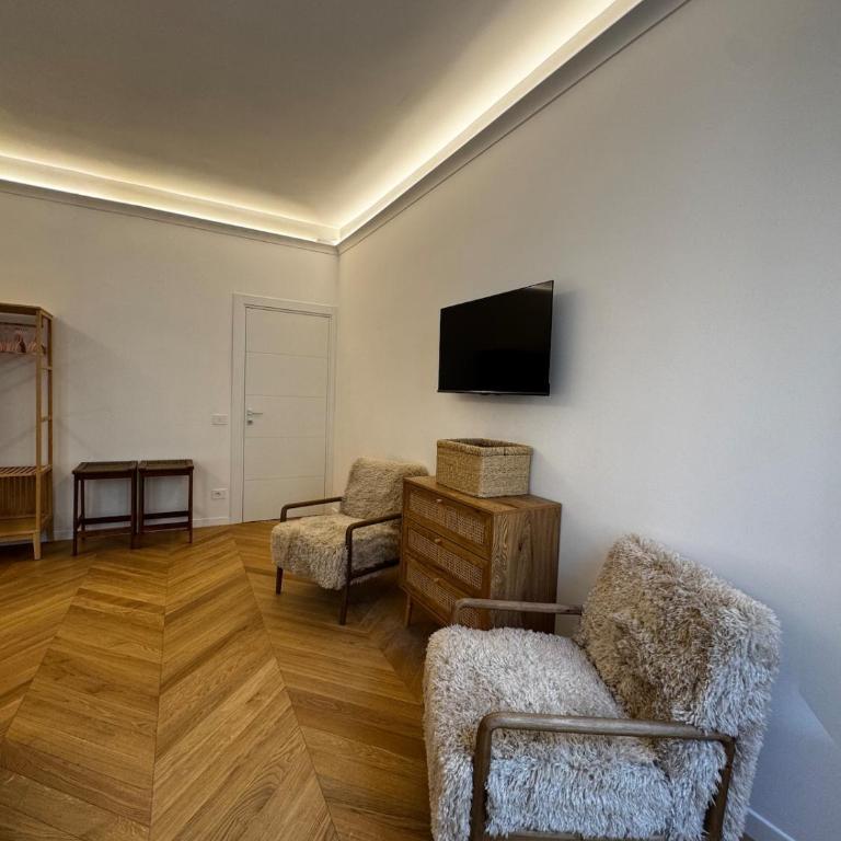 The Roman Retreat - 2BDR Colosseum Monti district - Appartamento con 2 Camere da Letto - 19