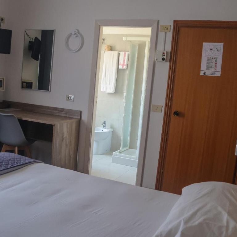 Hotel Lory My Wellness SPA - Camera Matrimoniale - 12