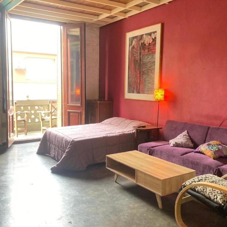 Bohemian Loft in San Telmo with Balcony, Queen size Bed and Round Bathtub - Apartamento Loft de 2 dormitorios - 2