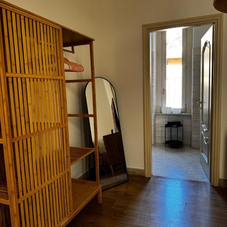 Roman Holiday Escape 2BDR Spanish steps and Trevi - Appartamento con 2 Camere da Letto - 14