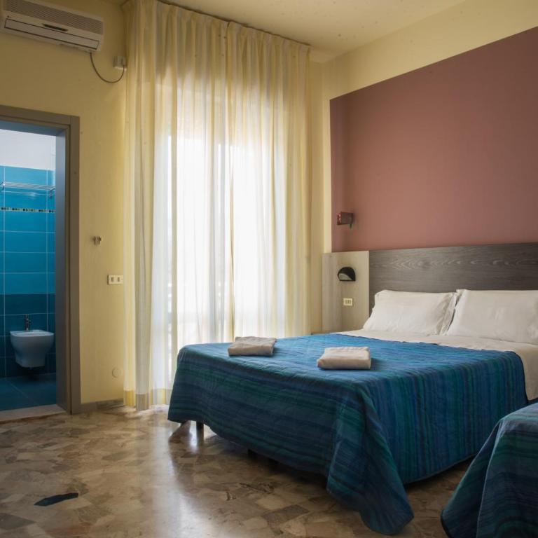Hotel Mirage - Camera Matrimoniale con Balcone - 2