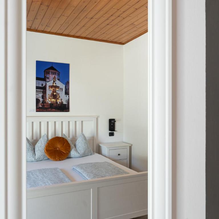 Gasthof Salurn - Camera Matrimoniale con Balcone - 18