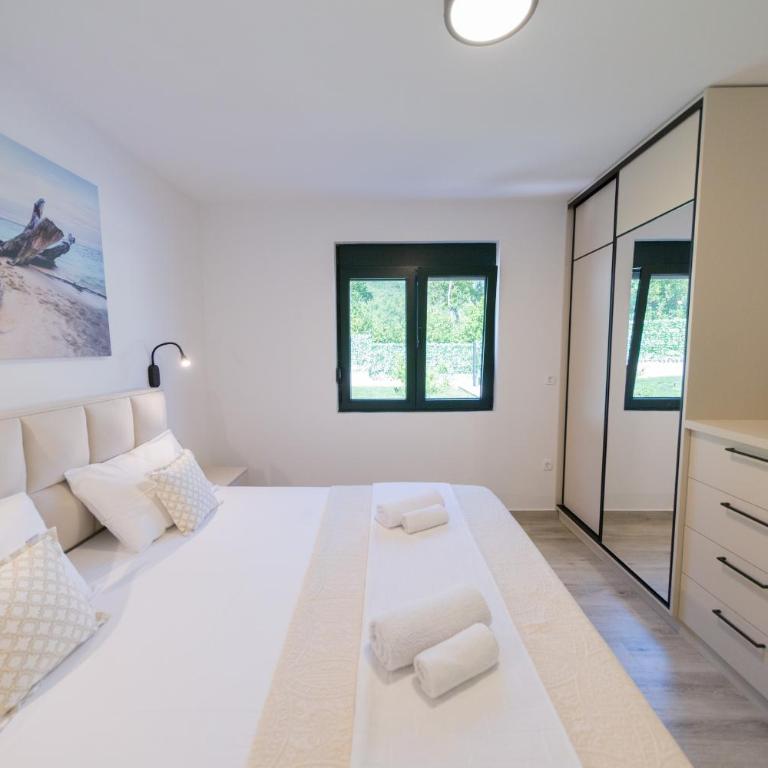 Villa Goranovic - Villa - 28