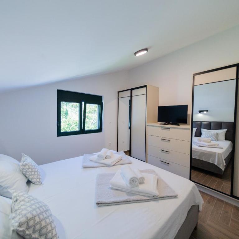 Villa Goranovic - Villa - 40