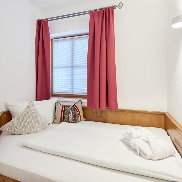 Hotel Hubertus - Dreibettzimmer - 4