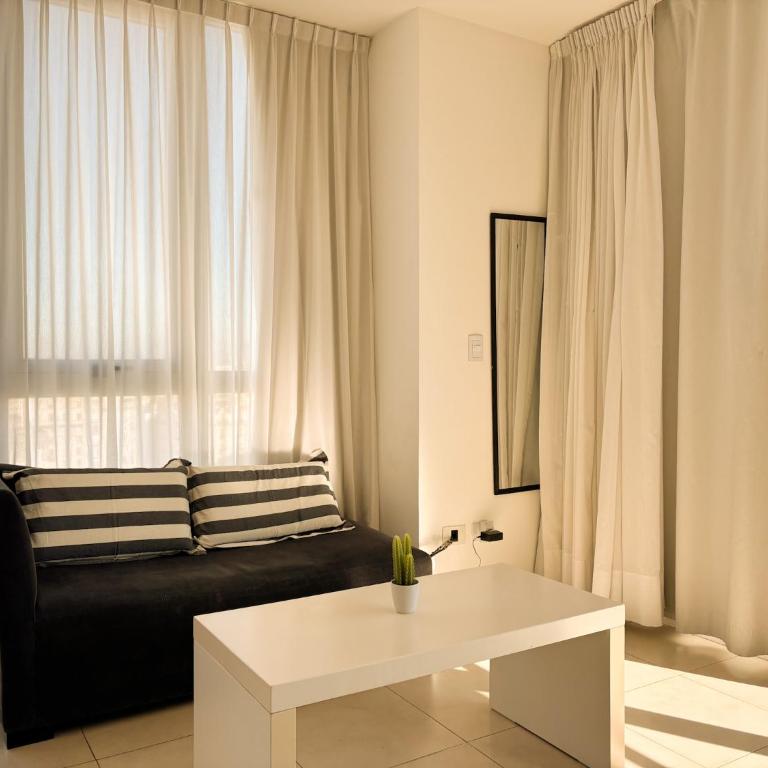 Centrico, IDEAL PARA CONOCER LA CIUDAD, VISTA PANORAMICA, con Piscina Y SEGURIDAD 24HS - Apartamento Superior con vistas a la ciudad - 11