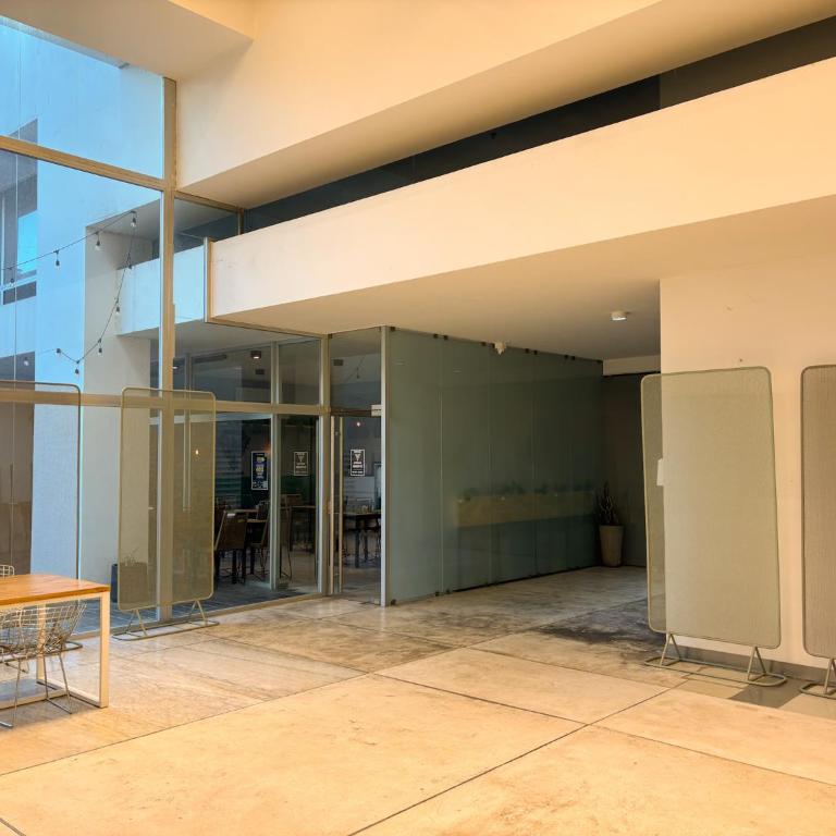 Centrico, IDEAL PARA CONOCER LA CIUDAD, VISTA PANORAMICA, con Piscina Y SEGURIDAD 24HS - Apartamento Superior con vistas a la ciudad - 56