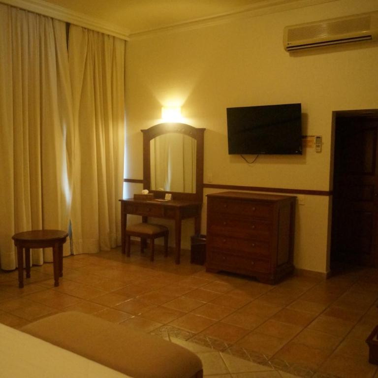 Hotel Argento - Habitación con cama extragrande. - 14