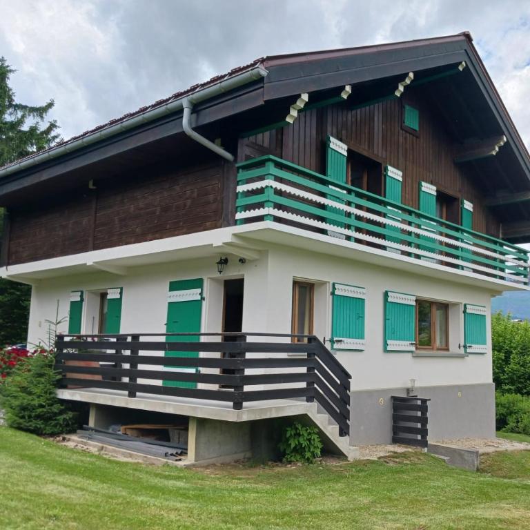 Chalet Mireneige, charme et confort face au Mont Blanc - Chalet - 15