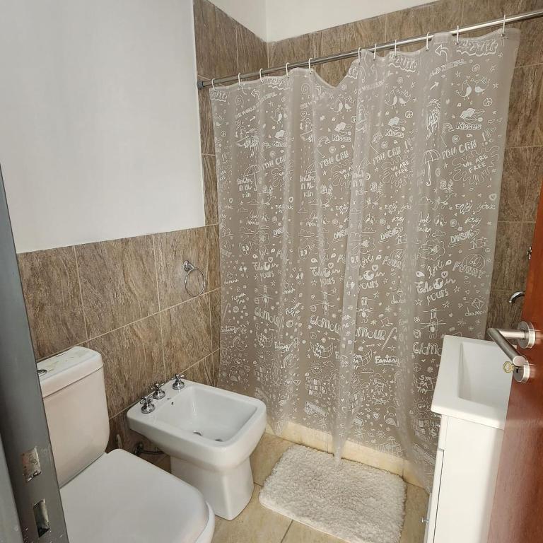 Temporarios trelew con cochera - Standard Triple Room - 1