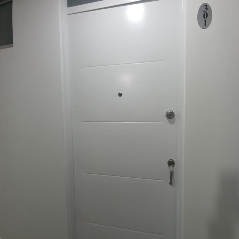 Apartaestudio amoblado, Edificio Avanzzare T2-301 - Apartamento de 1 dormitorio - 11